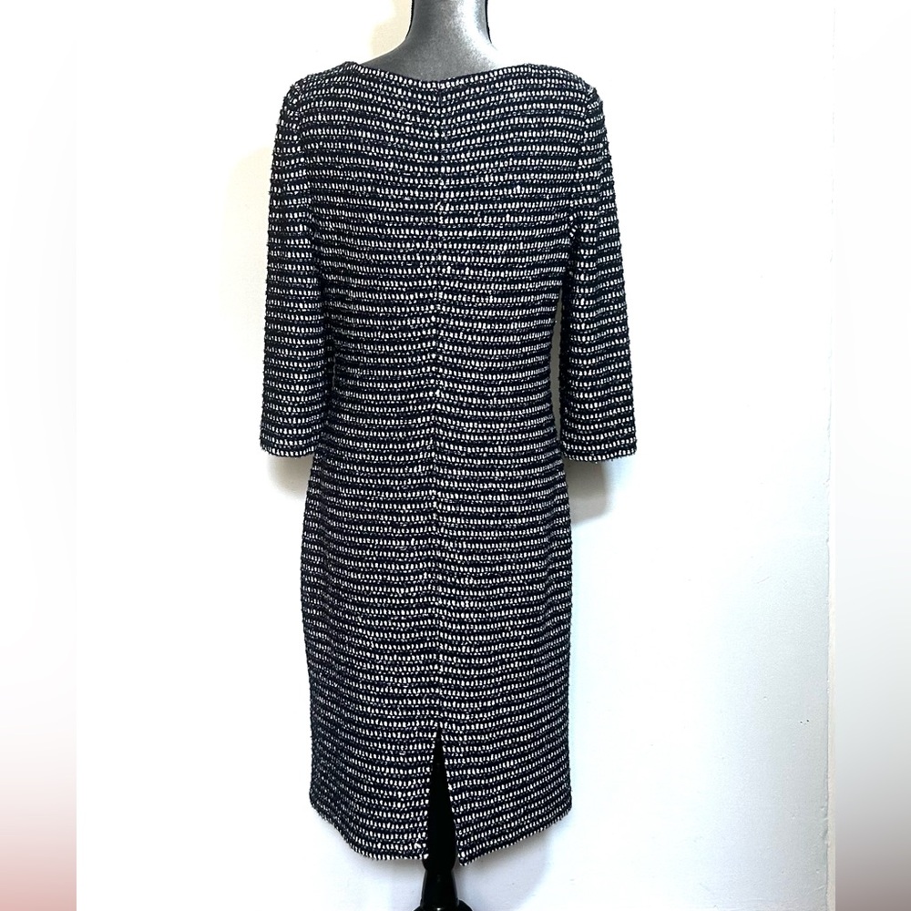 St. John sheath dress. - Picture 4 of 16
